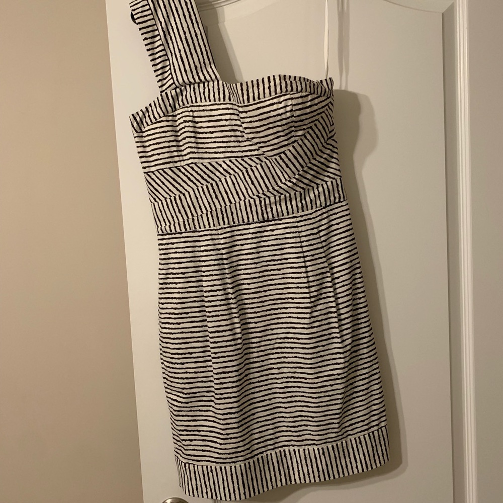 BCBG MAXAZRIA cocktail dress